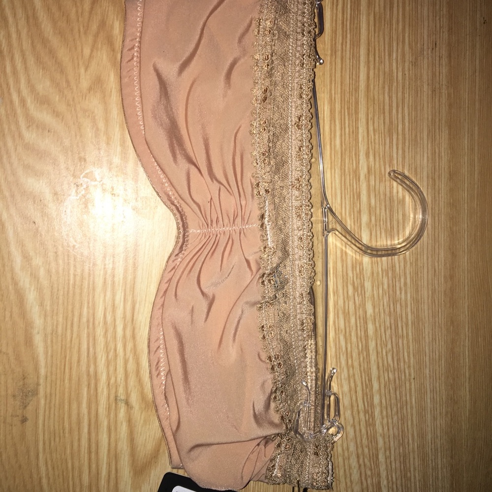 Nude, strapless bra